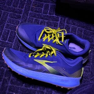 Brooks Men's Athletic Shoes in Blue and Yellow